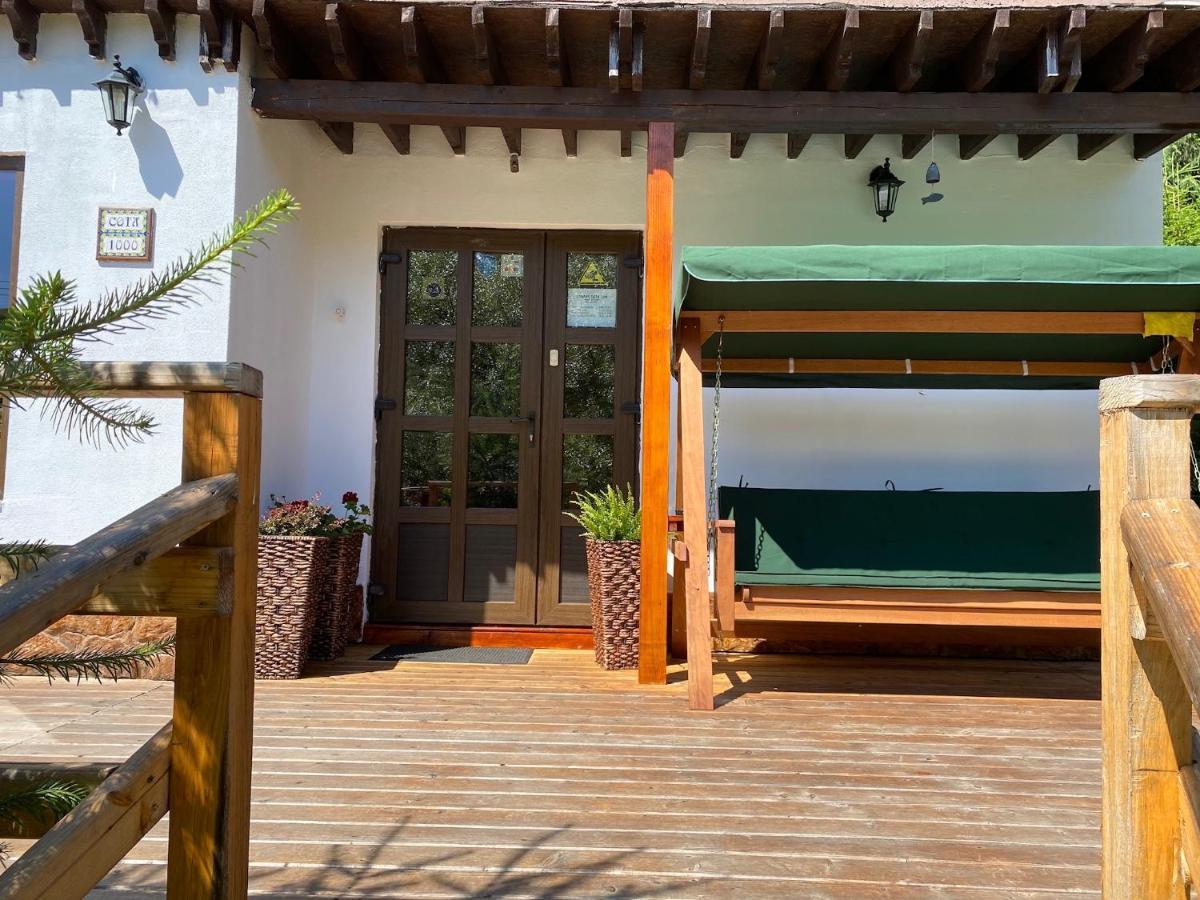 Cabana Cota 1000 อาริเอเชนิ ภายนอก รูปภาพ