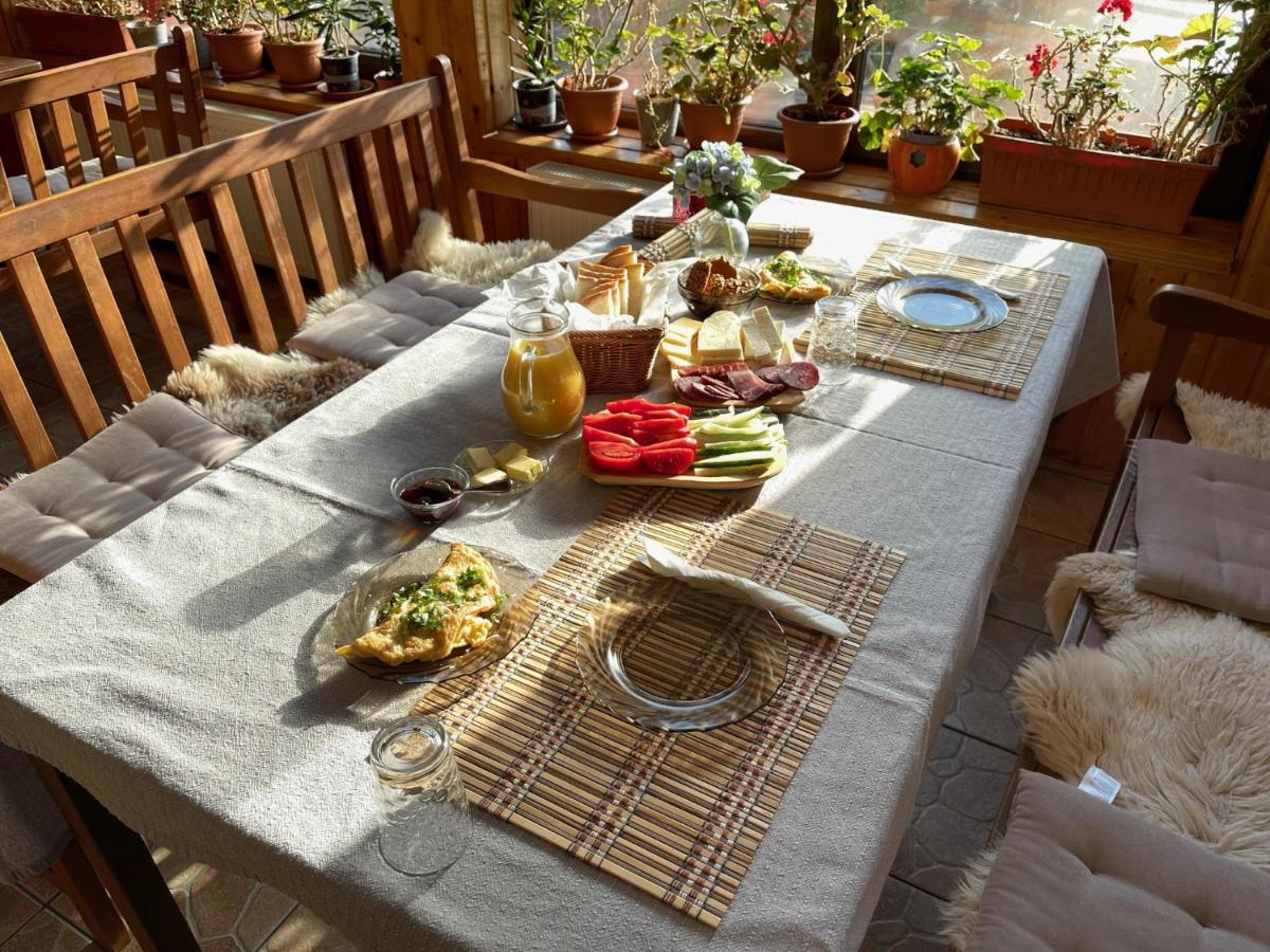 Cabana Cota 1000 อาริเอเชนิ ภายนอก รูปภาพ